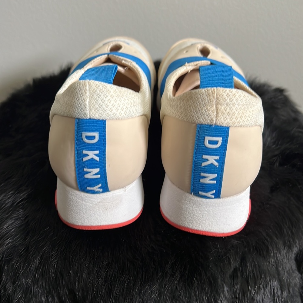 DKNY shoes - Picture 3 of 5
